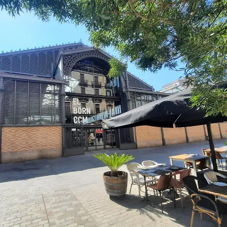 Modern Apartm Near Picasso Museum