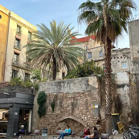 Апартаменты Modern Apartm Near Picasso Museum